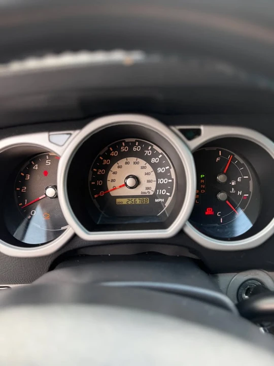 2004 Toyota 4Runner 4th Gen - Image 12 of 13