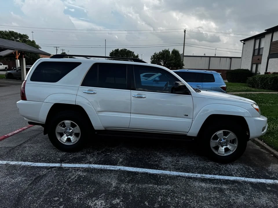 2004 Toyota 4Runner 4th Gen - Image 3 of 13