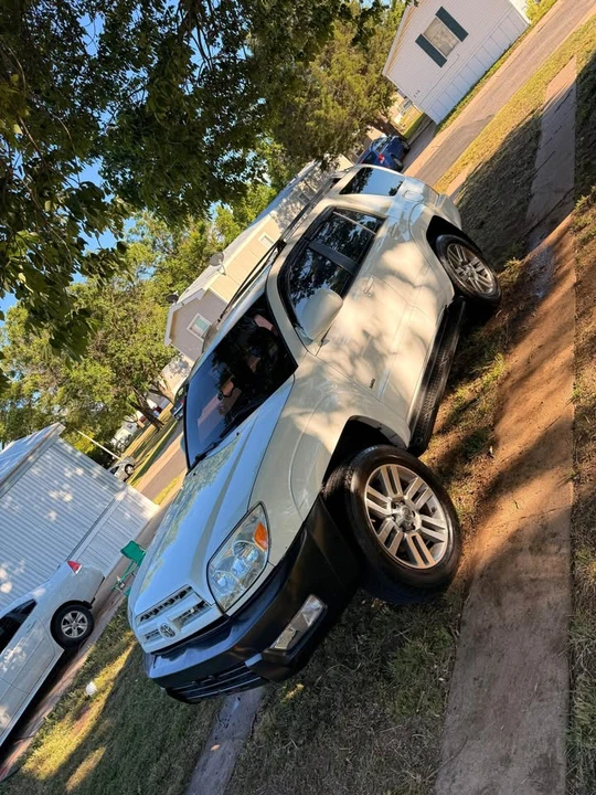 2004 Toyota 4Runner 4th Gen - Image 4 of 4