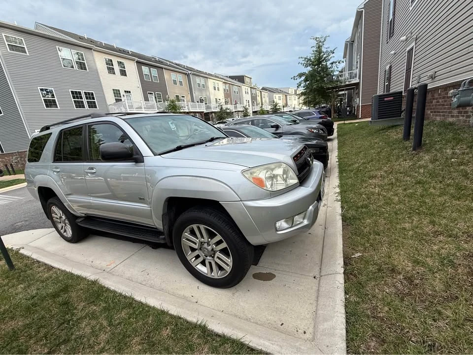 2004 Toyota 4Runner 4th Gen - Image 2 of 12