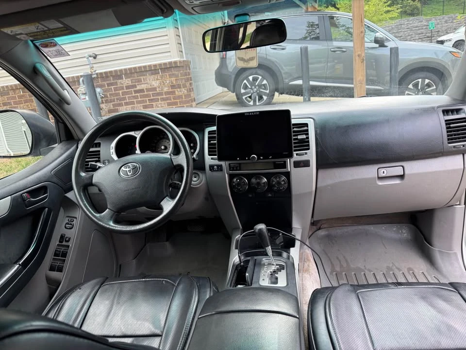 2004 Toyota 4Runner 4th Gen - Image 9 of 12