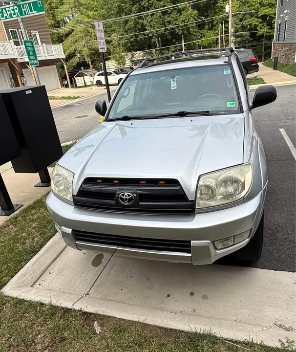 2004 Toyota 4Runner 4th Gen - Image 4 of 12