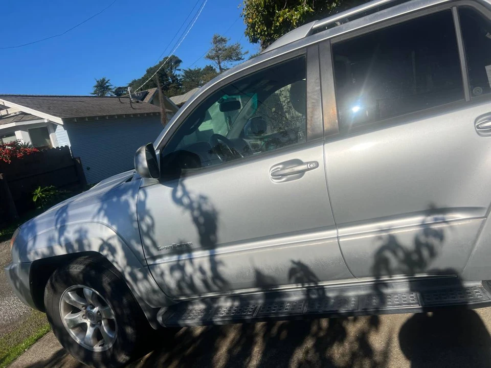 2004 Toyota 4Runner 4th Gen - Image 2 of 2