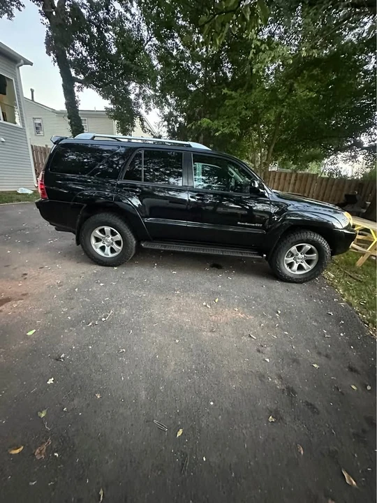 2004 Toyota 4Runner 4th Gen - Image 3 of 13