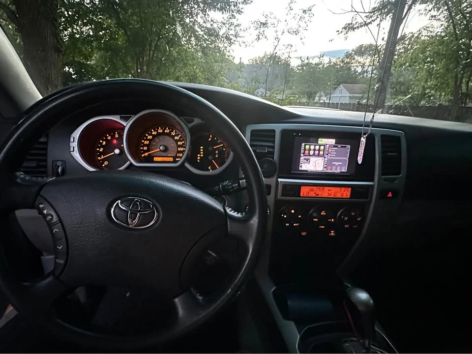 2004 Toyota 4Runner 4th Gen - Image 9 of 13