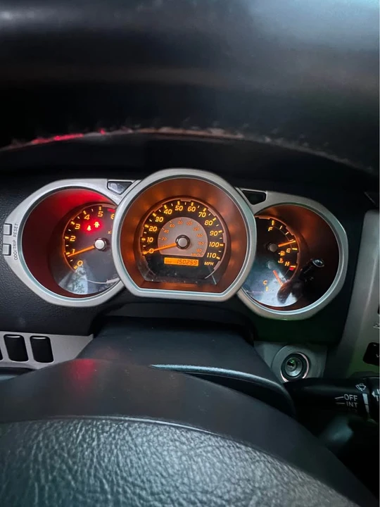 2004 Toyota 4Runner 4th Gen - Image 6 of 13