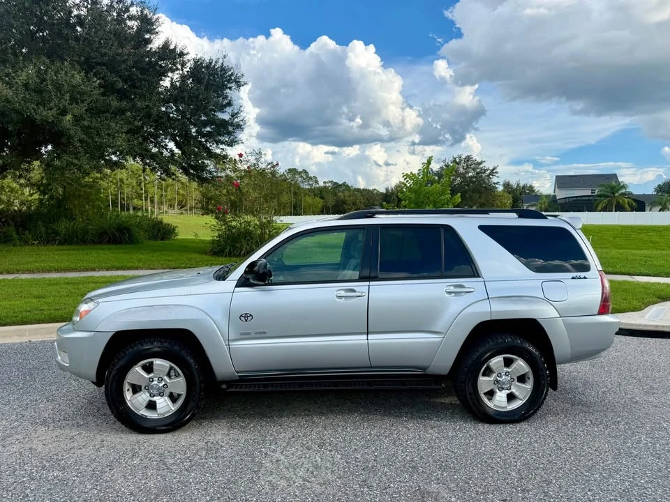 2004 Toyota 4Runner 4th Gen - Image 2 of 12