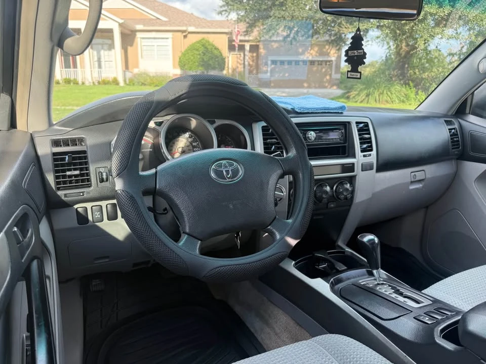 2004 Toyota 4Runner 4th Gen - Image 10 of 12