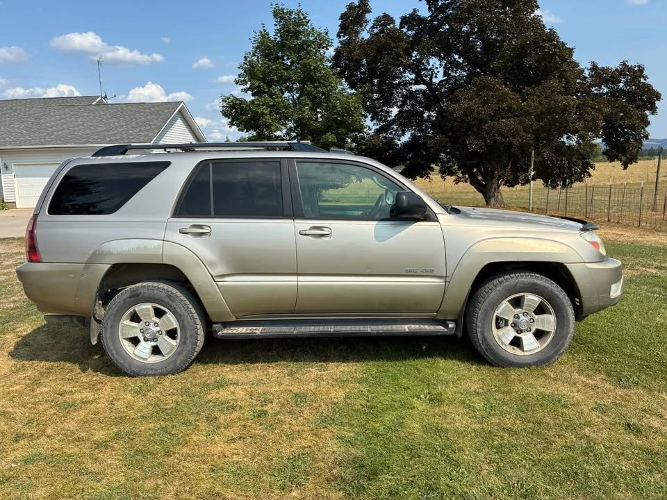 2004 Toyota 4Runner 4th Gen - Image 2 of 16