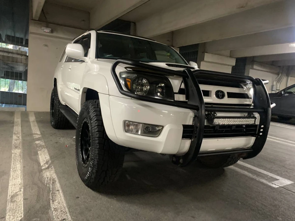 2004 Toyota 4Runner 4th Gen - Image 2 of 8