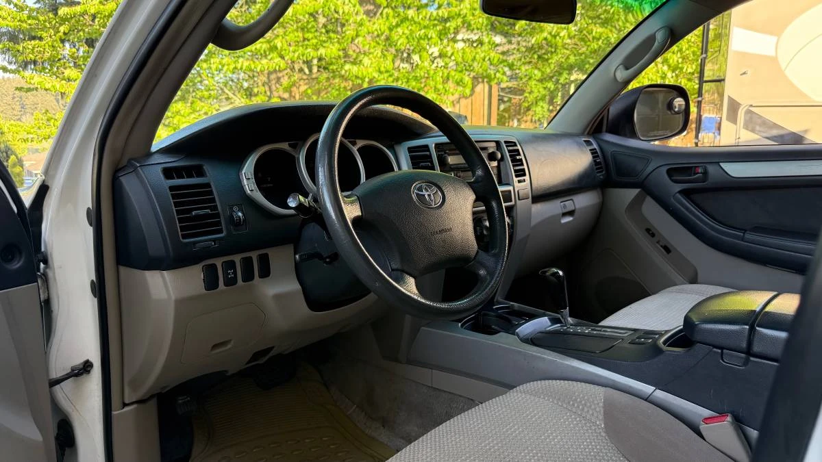 2004 Toyota 4Runner 4th Gen - Image 8 of 11
