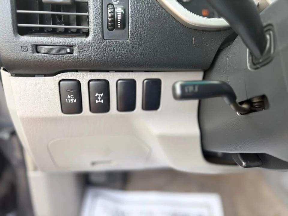 2004 Toyota 4Runner 4th Gen - Image 15 of 18