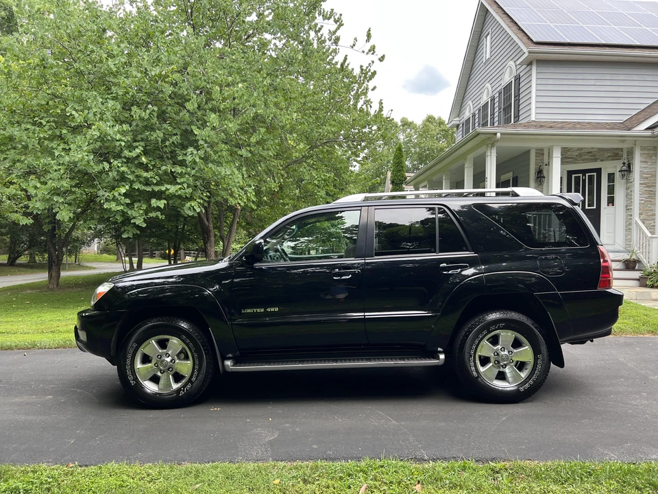 2004 Toyota 4Runner 4th Gen - Image 11 of 31