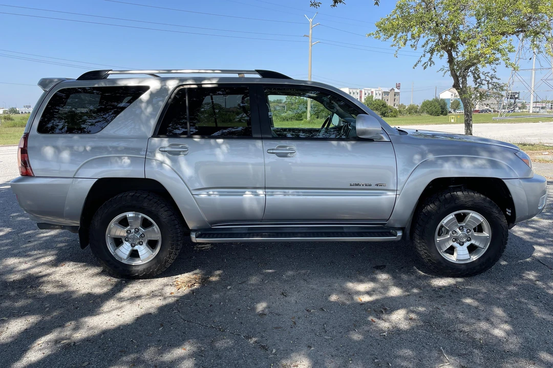2004 Toyota 4Runner 4th Gen - Image 3 of 31