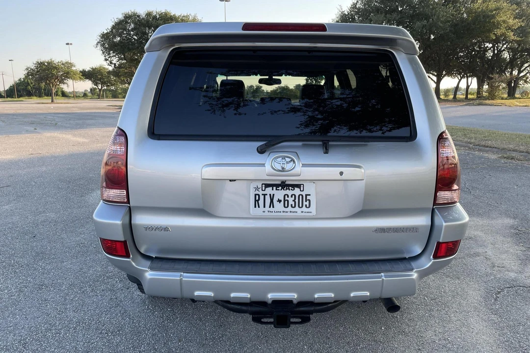 2004 Toyota 4Runner 4th Gen - Image 5 of 31