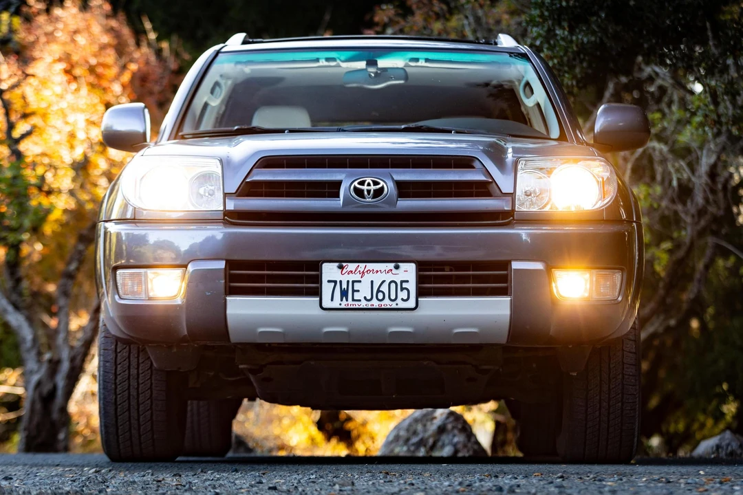 2004 Toyota 4Runner 4th Gen - Image 2 of 31