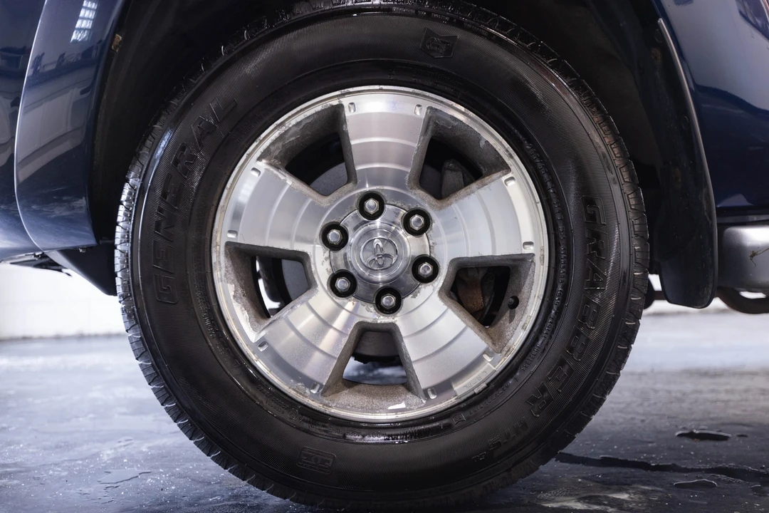 2004 Toyota 4Runner 4th Gen - Image 5 of 12
