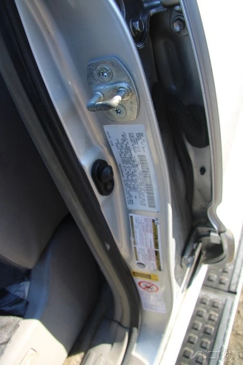 2004 Toyota 4Runner 4th Gen - Image 11 of 21