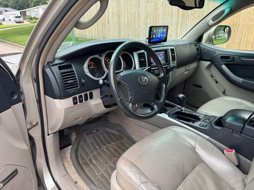 2004 Toyota 4Runner 4th Gen - Image 10 of 18