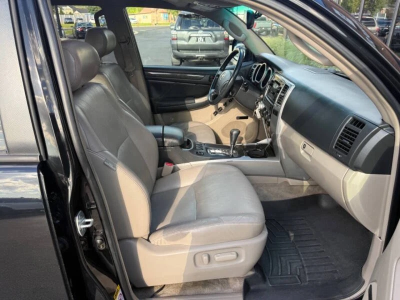 2004 Toyota 4Runner 4th Gen - Image 11 of 17