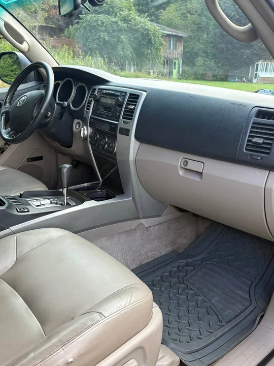 2004 Toyota 4Runner 4th Gen - Image 12 of 19