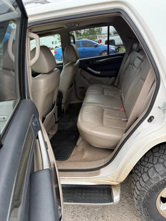 2004 Toyota 4Runner - Image 11 of 16