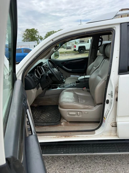 2004 Toyota 4Runner - Image 12 of 16