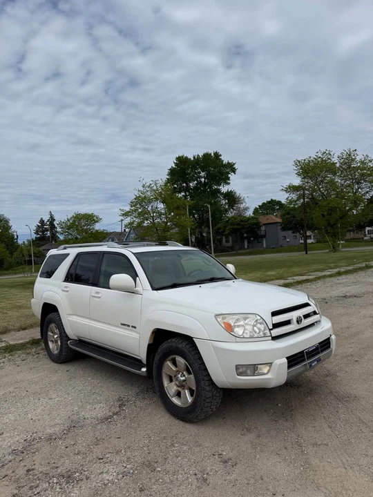 2004 Toyota 4Runner - Image 8 of 16