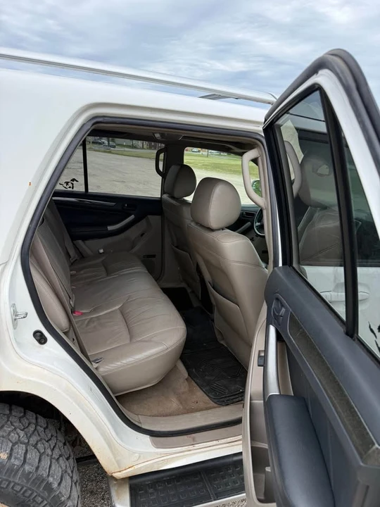 2004 Toyota 4Runner - Image 10 of 16