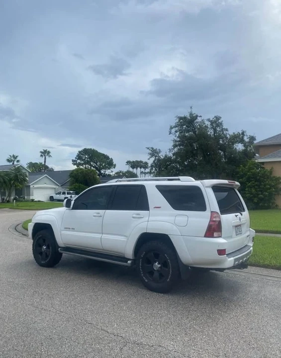 2004 Toyota 4Runner 4th Gen - Image 2 of 16