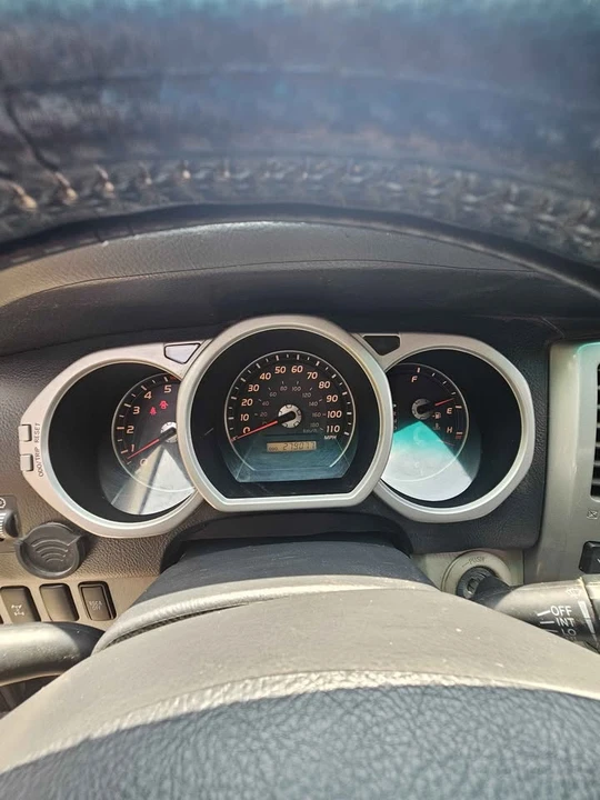 2004 Toyota 4Runner 4th Gen - Image 7 of 14