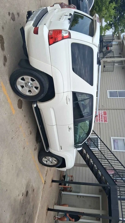 2004 Toyota 4Runner 4th Gen - Image 2 of 5