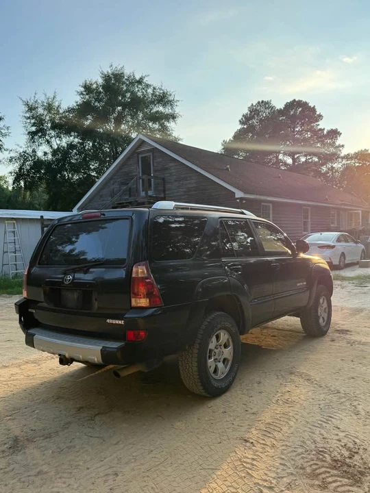2004 Toyota 4Runner 4th Gen - Image 3 of 8