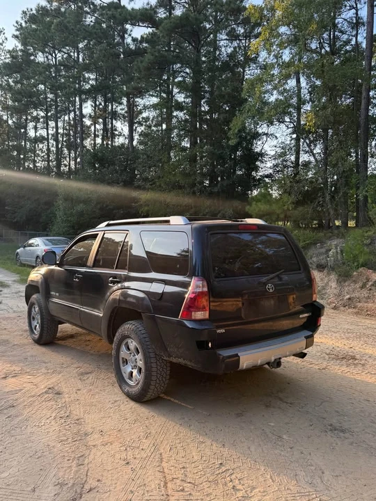 2004 Toyota 4Runner 4th Gen - Image 2 of 8