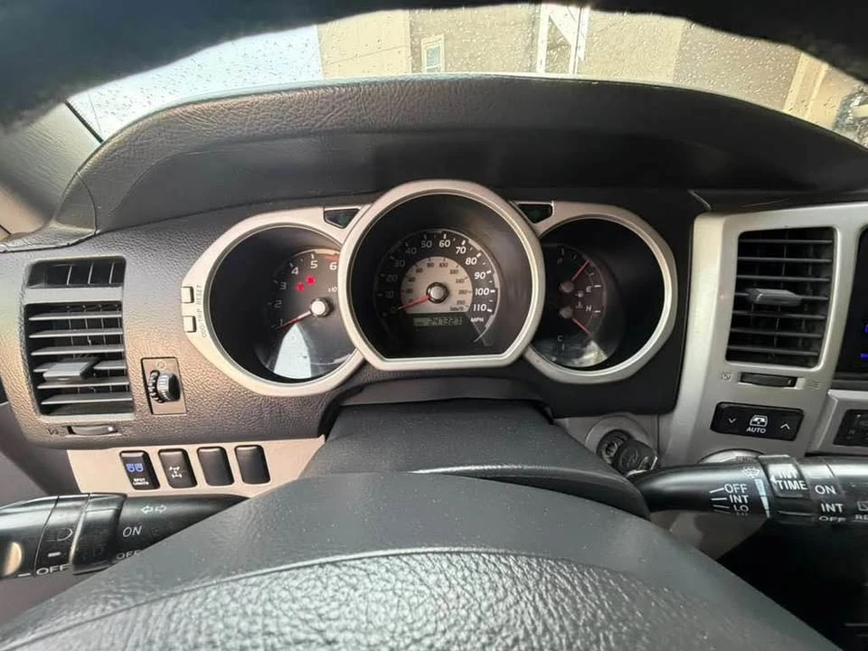 2004 Toyota 4Runner 4th Gen - Image 11 of 20