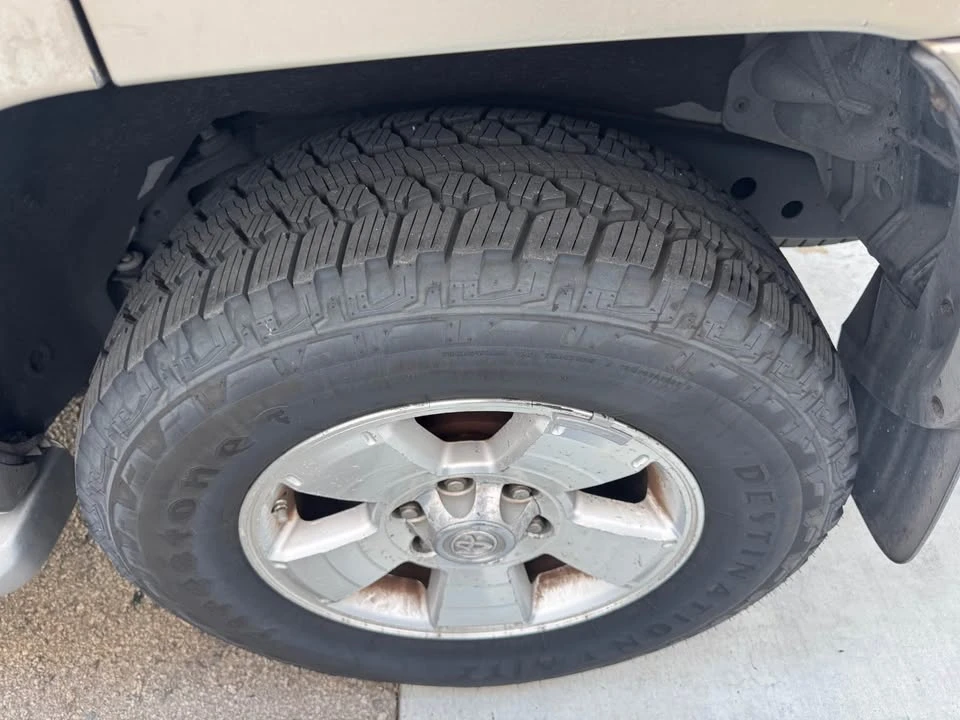 2004 Toyota 4Runner 4th Gen - Image 7 of 12