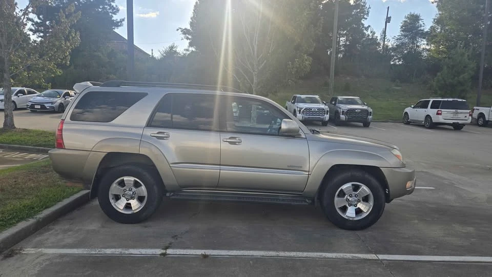 2004 Toyota 4Runner 4th Gen - Image 4 of 17