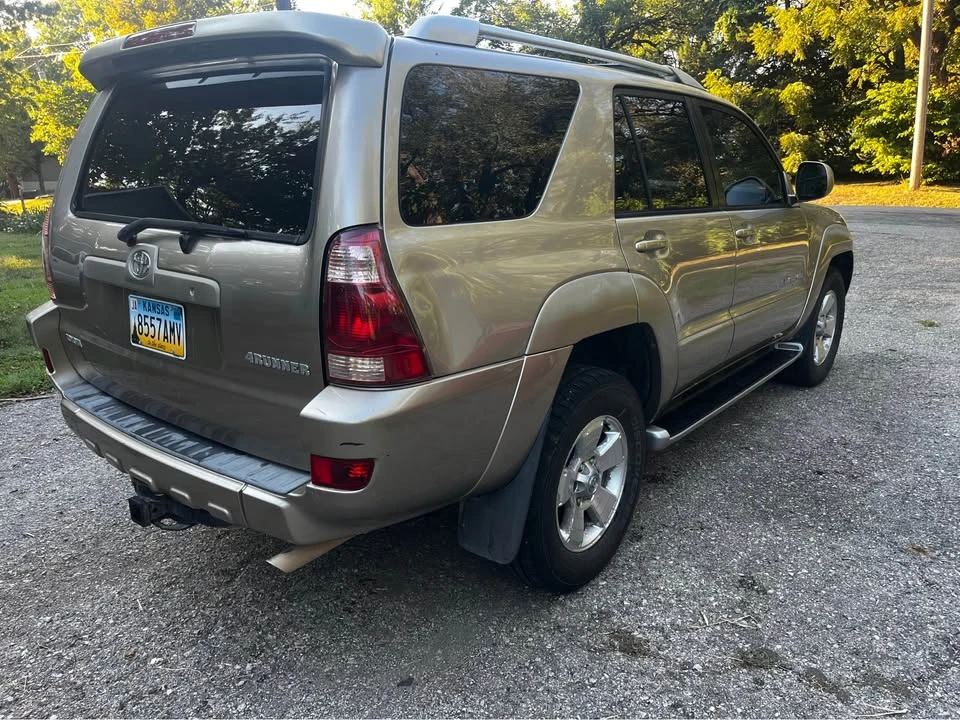 2004 Toyota 4Runner 4th Gen - Image 4 of 16