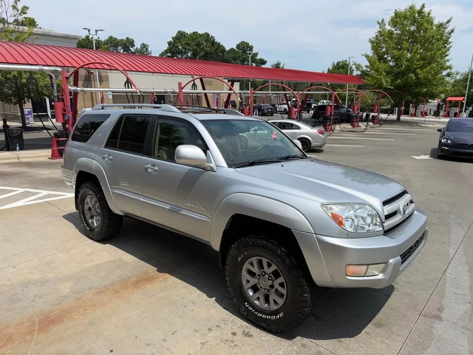 2004 Toyota 4Runner 4th Gen - Image 2 of 17
