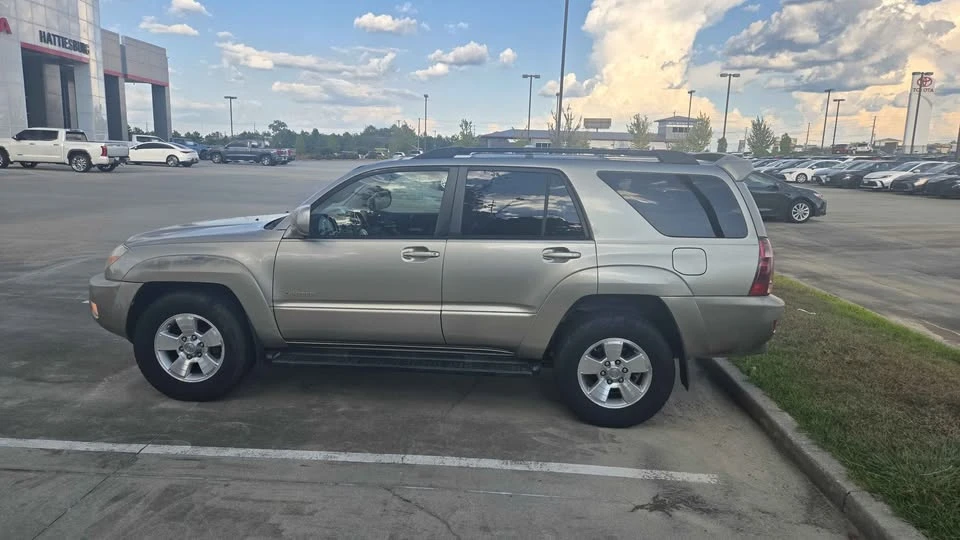 2004 Toyota 4Runner 4th Gen - Image 8 of 17