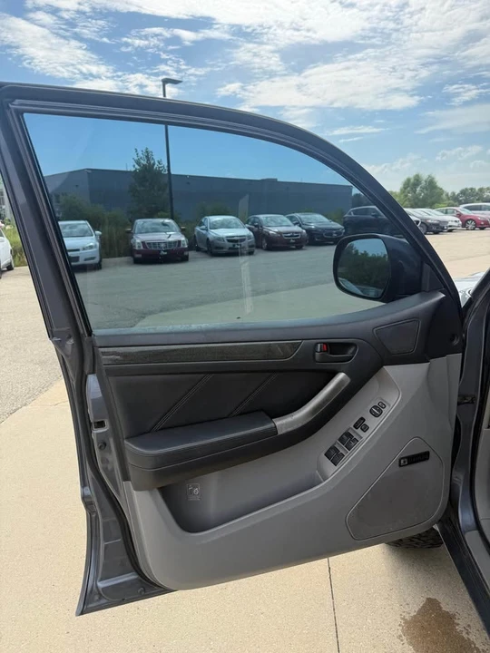 2004 Toyota 4Runner 4th Gen - Image 9 of 18