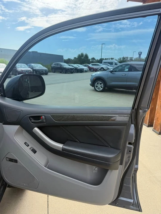2004 Toyota 4Runner 4th Gen - Image 11 of 18