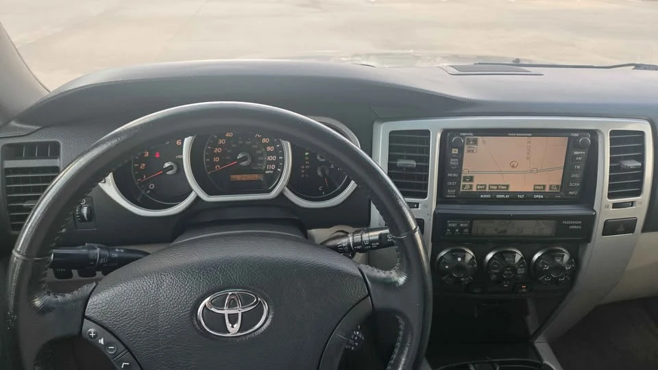 2004 Toyota 4Runner 4th Gen - Image 10 of 17