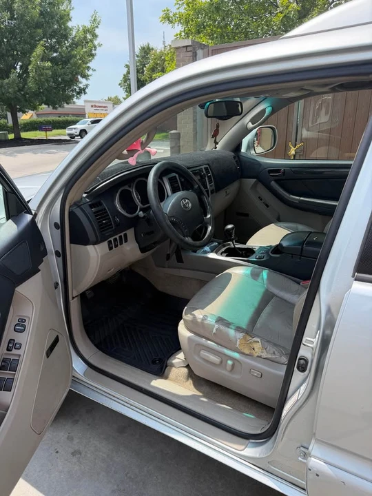 2004 Toyota 4Runner 4th Gen - Image 11 of 17