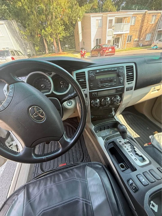 2004 Toyota 4Runner 4th Gen - Image 8 of 11