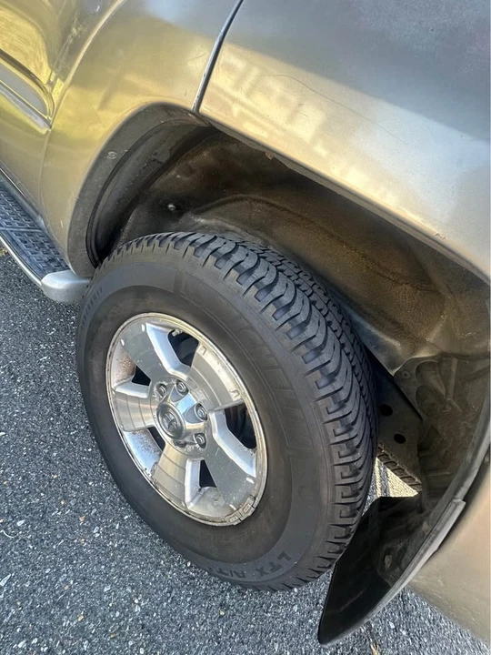 2004 Toyota 4Runner 4th Gen - Image 7 of 10