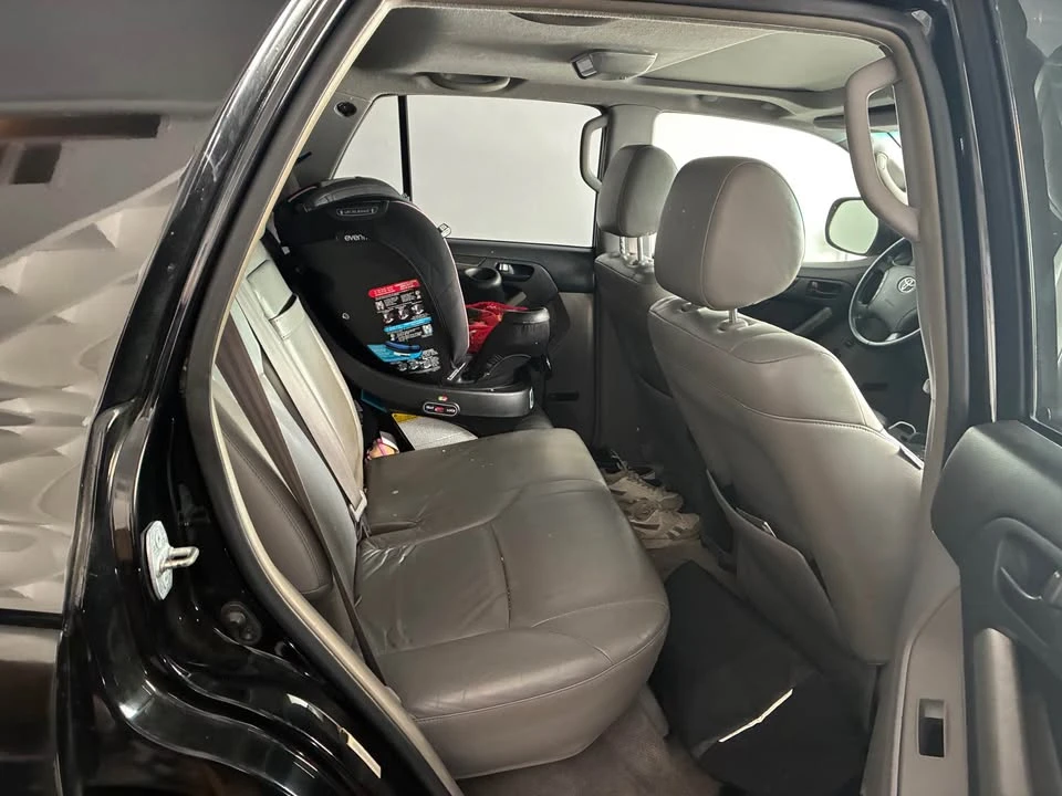 2004 Toyota 4Runner 4th Gen - Image 4 of 5