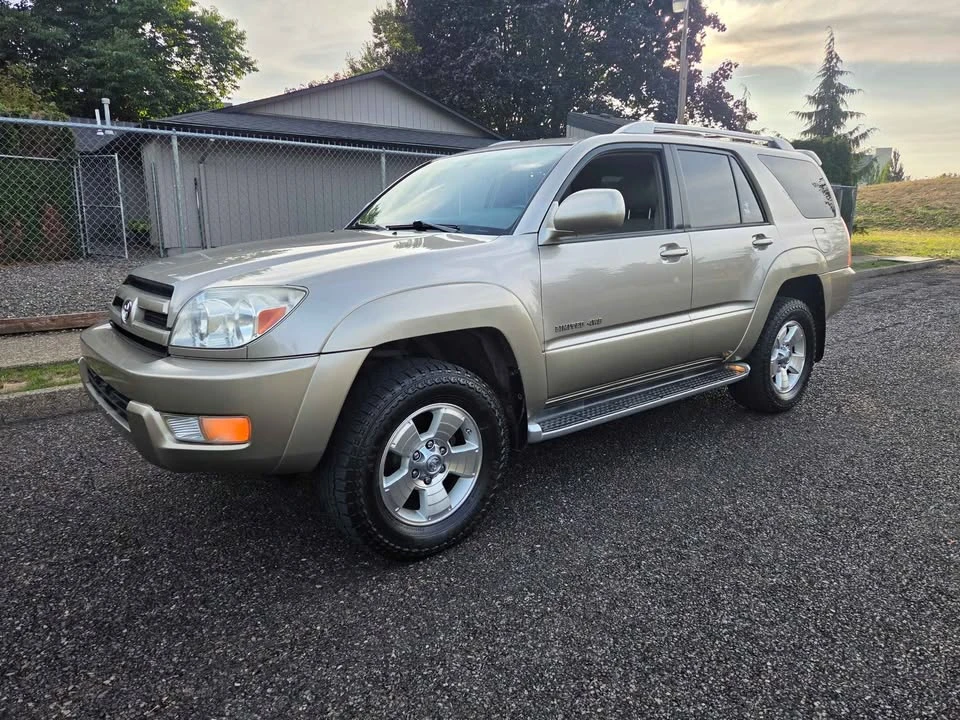 2004 Toyota 4Runner 4th Gen - Image 2 of 11