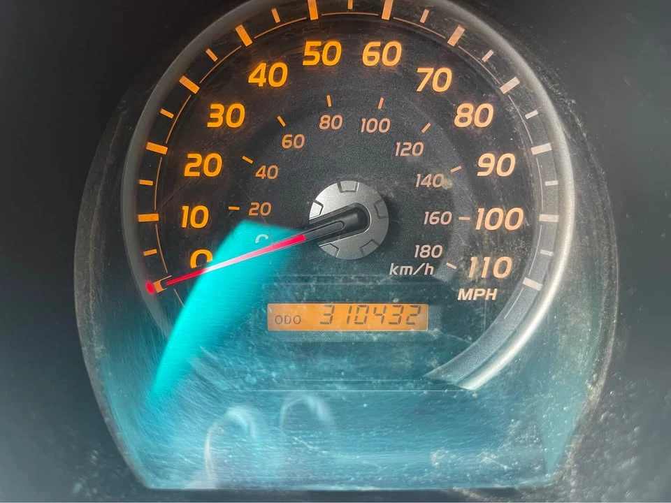 2004 Toyota 4Runner 4th Gen - Image 2 of 4