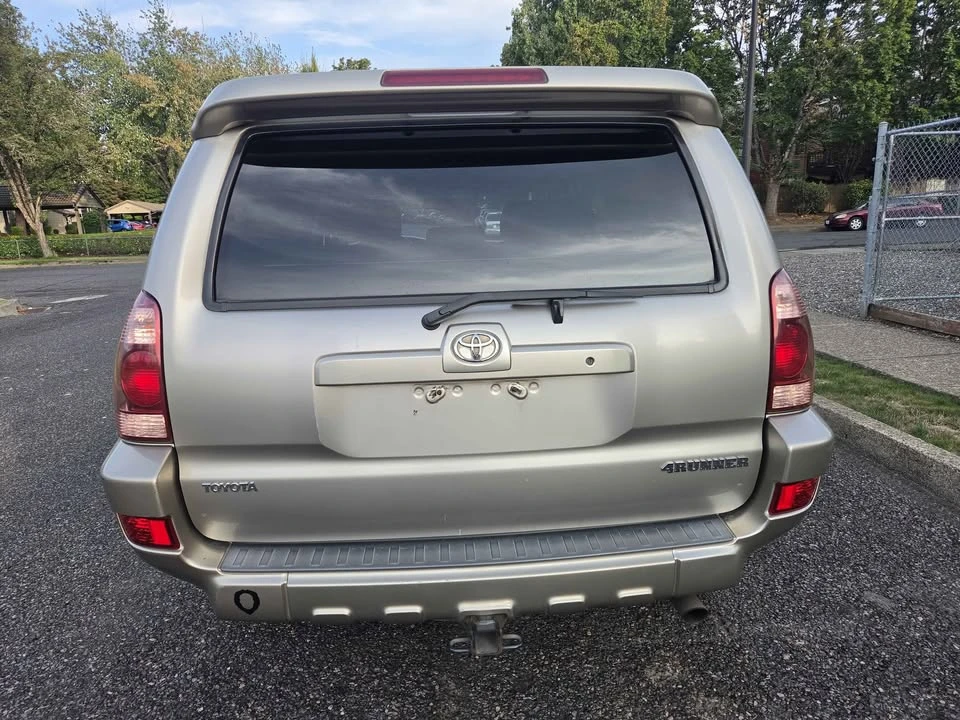 2004 Toyota 4Runner 4th Gen - Image 11 of 15